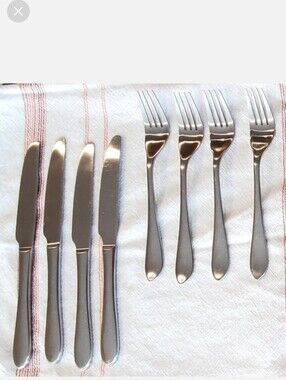 Robert Welch 8 Piece Set Meridian Brushed Satin 18/10 Stainless Flatware EUC